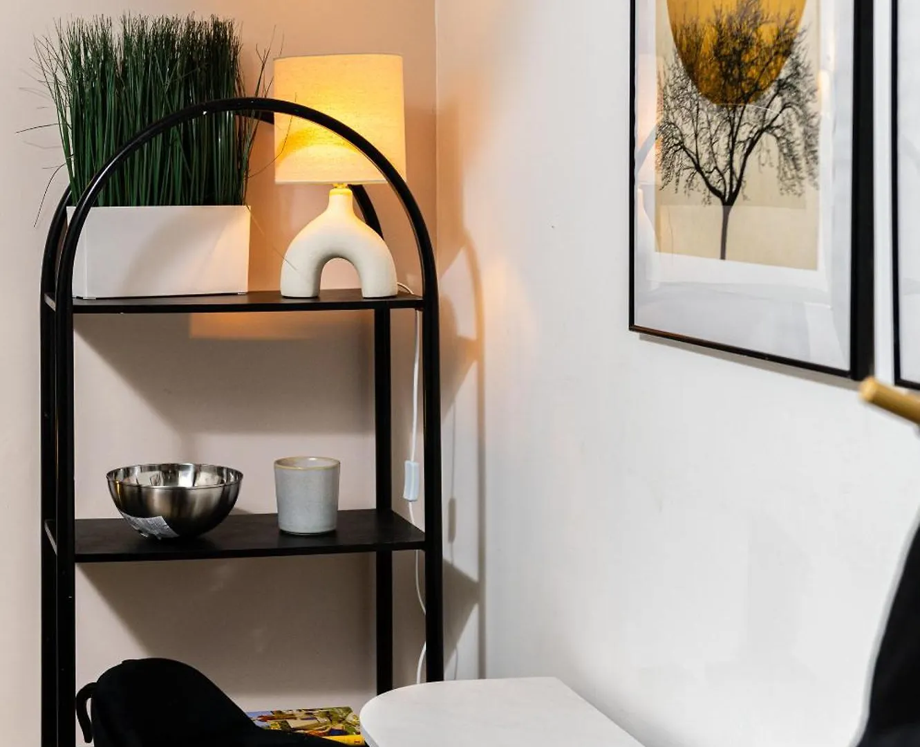 Apartment 1Br Stylish Flat By Hostarahomes, Near Liverpool Street, Prime London Location, Sleeps Up To 4