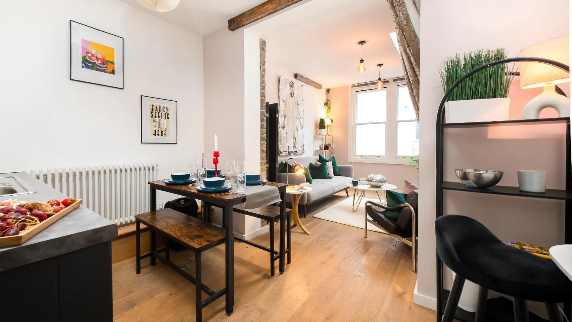 Apartment 1Br Stylish Flat By Hostarahomes, Near Liverpool Street, Prime London Location, Sleeps Up To 4