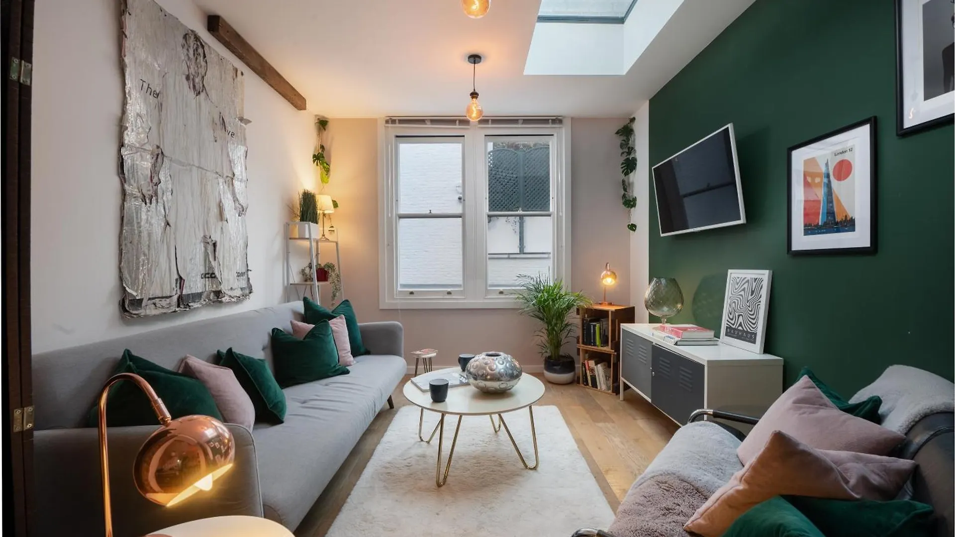 1Br Stylish Flat By Hostarahomes, Near Liverpool Street, Prime London Location, Sleeps Up To 4 United Kingdom