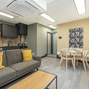 Charming 1br Flats In The Heart Of Of London